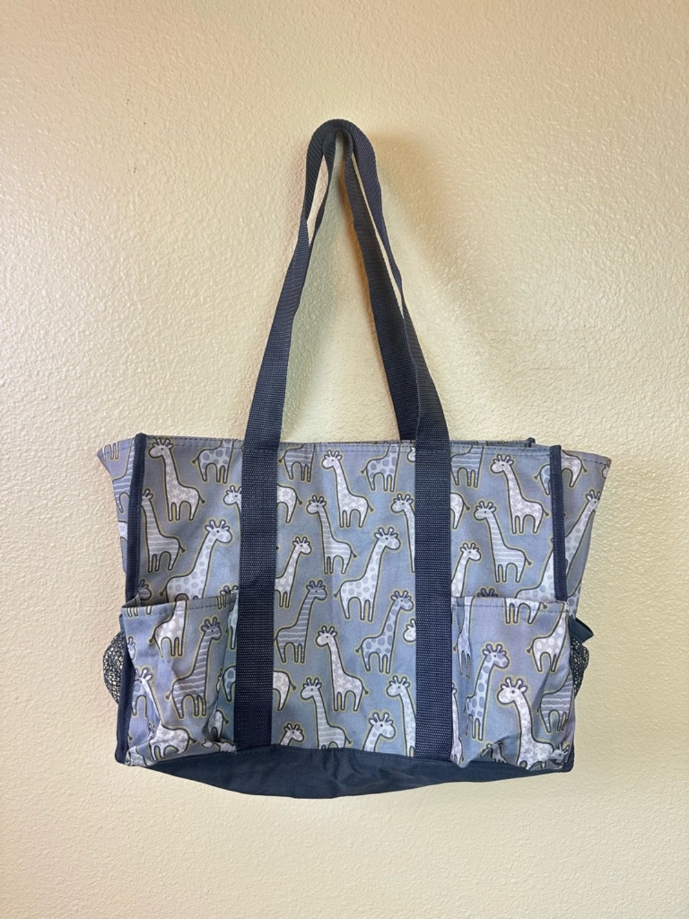 Thirty One Zip-Top Organizing Utility Tote Go-Go Giraffe Sports Seven Pockets
